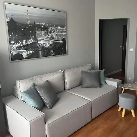 Klimatyzacja - Przy Centrum Onkologii Klinice Novum Dla Pary Badz 4 Osob ורשה