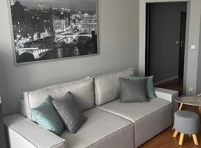 Klimatyzacja - Przy Centrum Onkologii Klinice Novum Dla Pary Badz 4 Osob Warschau